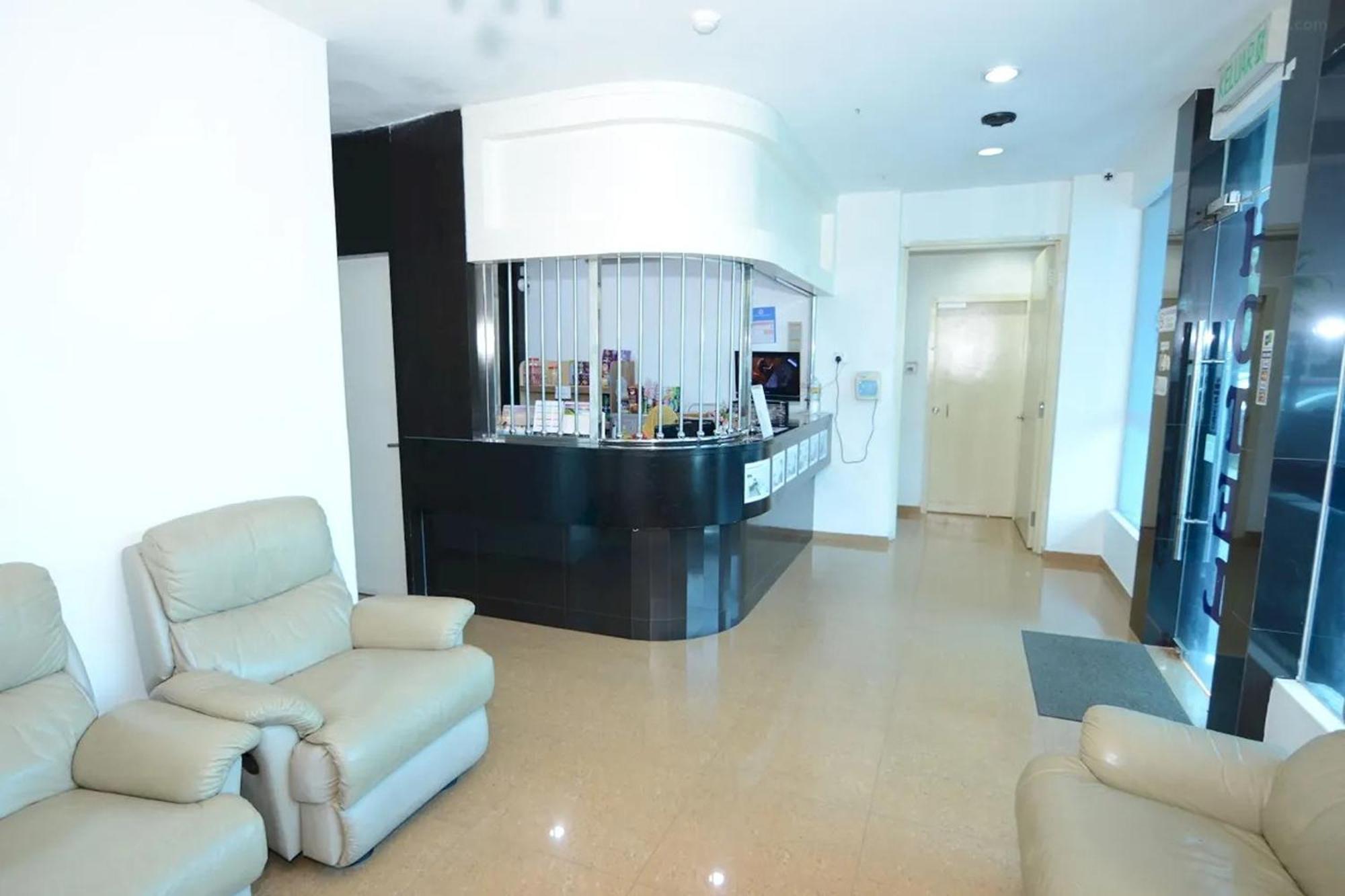 Hotel Alam Indi Johor Bahru Bagian luar foto