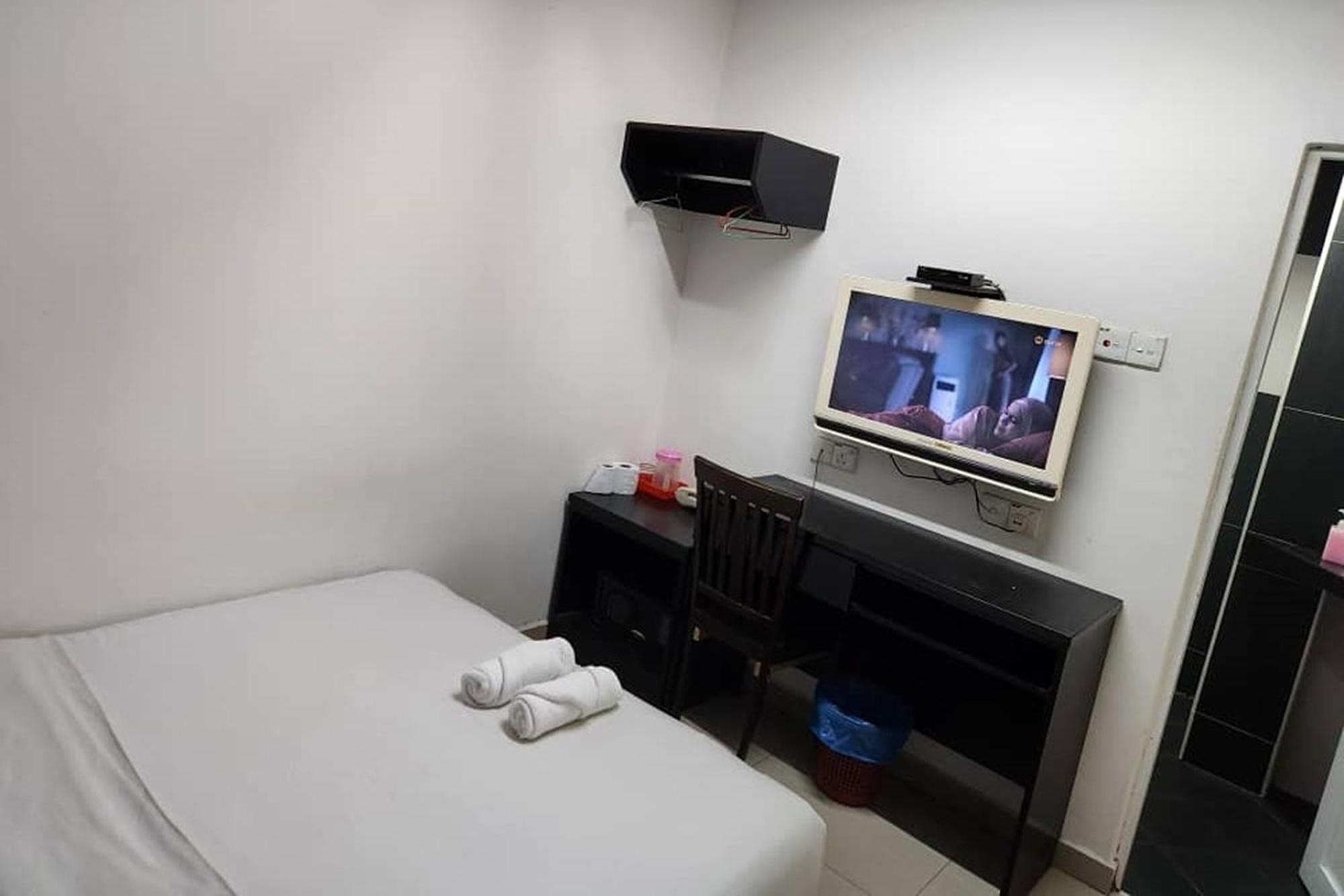 Hotel Alam Indi Johor Bahru Bagian luar foto