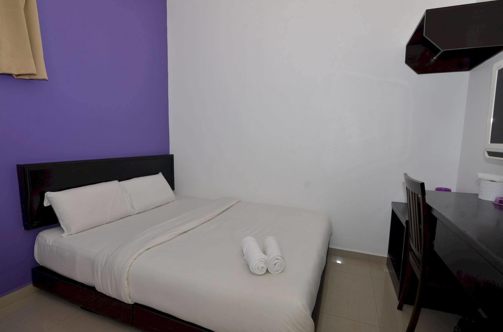 Hotel Alam Indi Johor Bahru Bagian luar foto